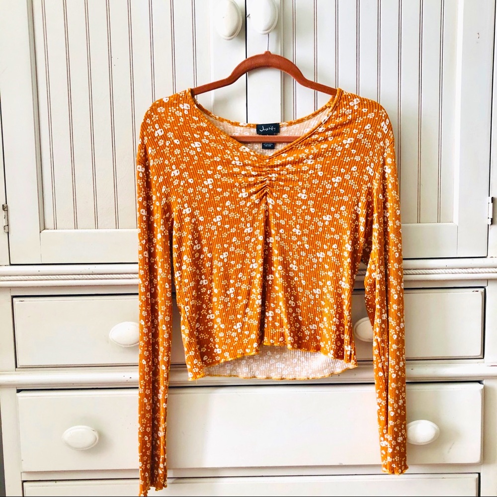 Crop top sweater ✨✨✨✨
